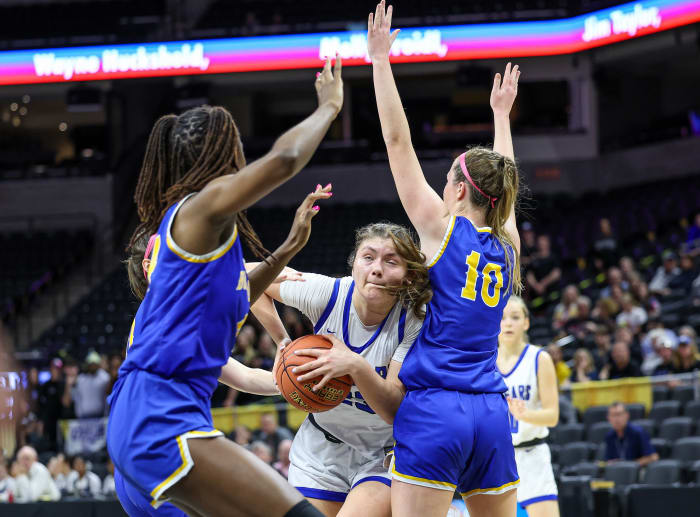 John Burroughs Lutheran St. Charles Missouri girls basketball March 14 2024 David Smith 27098